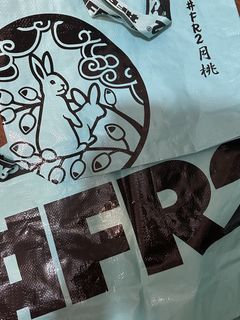 （分類：）位於 。 由 boolorenya 提交（商品編號 1464184084，圖片 1）。簡介： 。