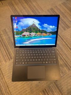 (Category: ) located in . Submitted by sglaptops (Listing ID 1464221016, Image 1). Description: .