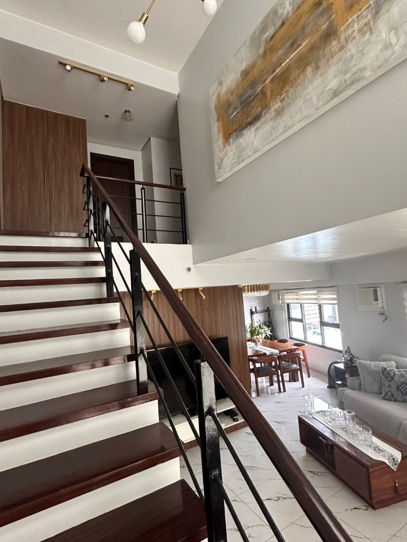 📍 The Fort Residences BGC (Category: Apartments & Condos) located in Makati City. Submitted by renzproperties (Listing ID 1464203493, Image 3). Description: 📍 The Fort Residences BGC For Sale - ₱30M Gross (Repriced from ₱33M) 3BR + maid’s room w T&B 3TB FA: 133 sqm Inclusions: Fully Furnished Parking: 1 slot Features: - Bi-level corner unit - Fully renovated interior designed Title status: Mortgaged Ownership: Individual *DIRECT TO OWNER* ⬇️Mor