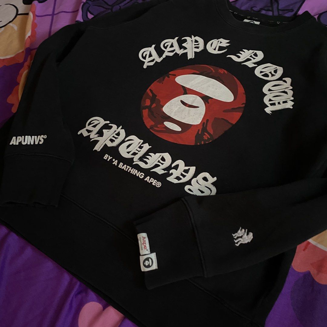 A BATHING APE (Category: Coats, Jackets and Outerwear) located in Cavite. Submitted by suotnilowsenze (Listing ID 1464258602, Image 2). Description: A BATHING APE Width: 22.5 Length: 26.5 (MEDIUM to LARGE) Color rate: 9.5/10 Issue: Minimal hairlines / tattered sleeve hem Excellent Condition ₱649 + 125 SHIPPING FEE.