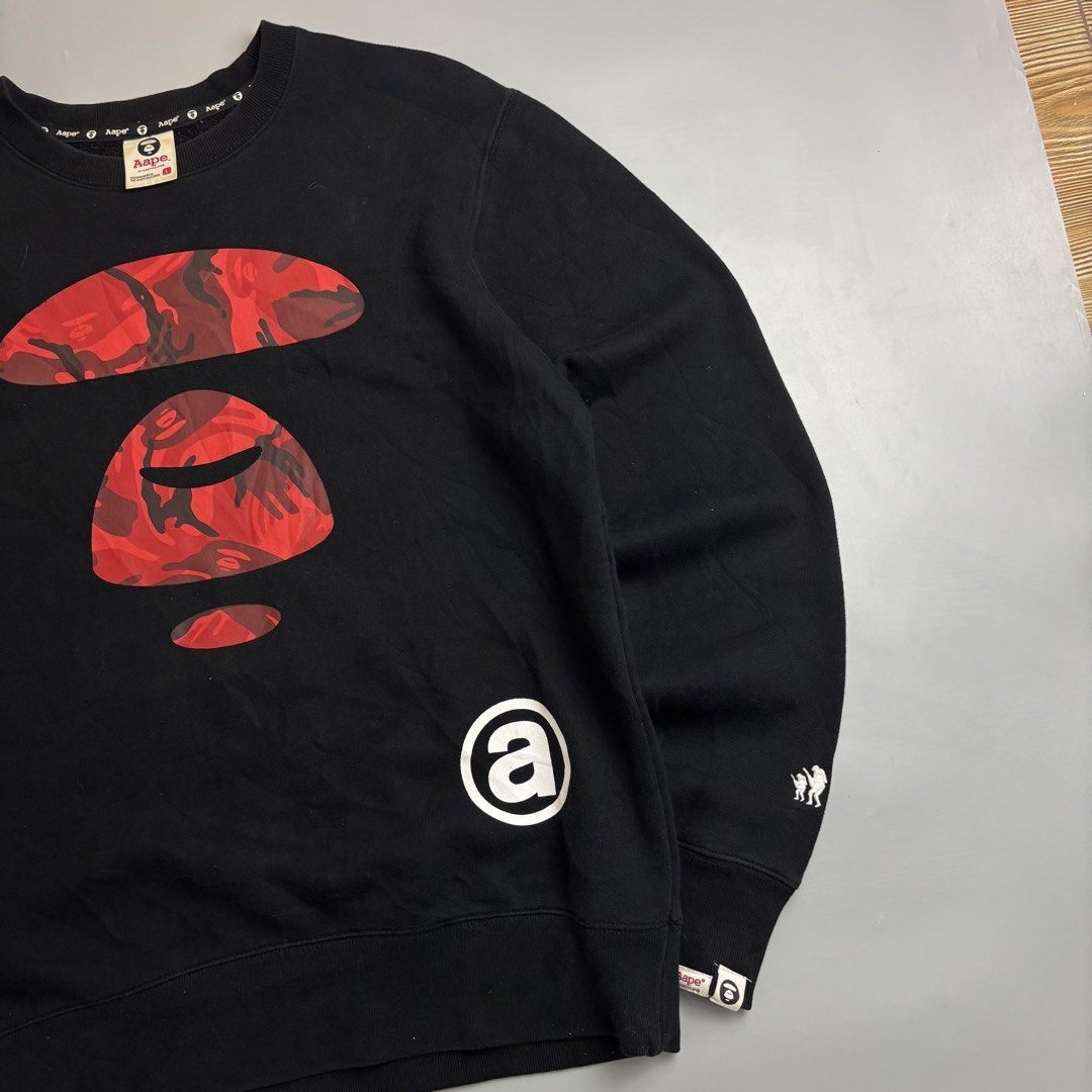 AAPE (Category: Hoodies) located in Taguig. Submitted by the_rare_edit (Listing ID 1464212516, Image 3). Description: DIMENSIONS: 23x28 ISSUE: none COLOR RATE: 9.8/10 CONDITION: Excellent condition .