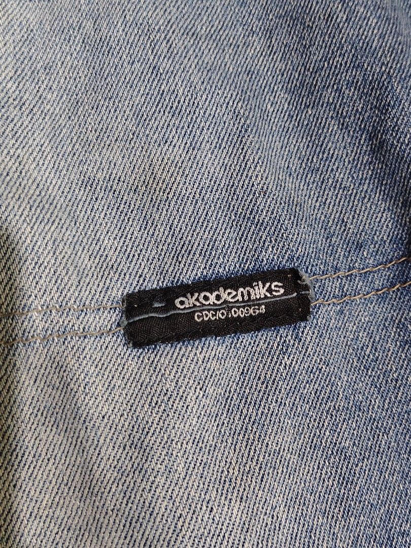ACADEMIC JORTS ALTERED (Category: Jeans) located in Roxas. Submitted by mlvthrift (Listing ID 1464241432, Image 3). Description: ALTERED IN TO JORTS.