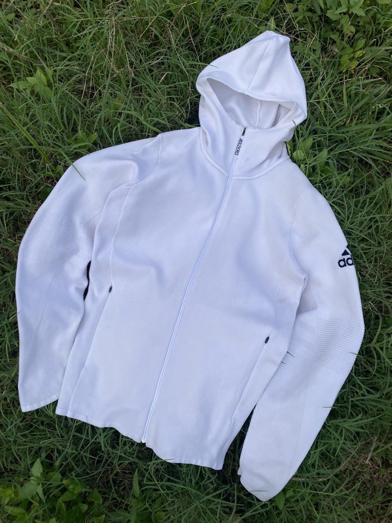 adidas Adizero (Category: Coats, Jackets and Outerwear) located in Zamboanga. Submitted by thrifted_11 (Listing ID 1464239478, Image 1). Description: adidas ADIZERO W22 L27 size medium needwash knit jacket .