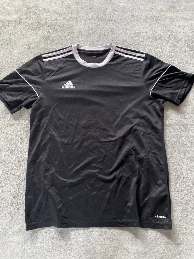 Adidas drifit Shirt (Category: Tshirts & Polo Shirts ) located in Ozamiz City. Submitted by thriftnikael (Listing ID 1464313341, Image 3). Description: 21x28 medium no issue.