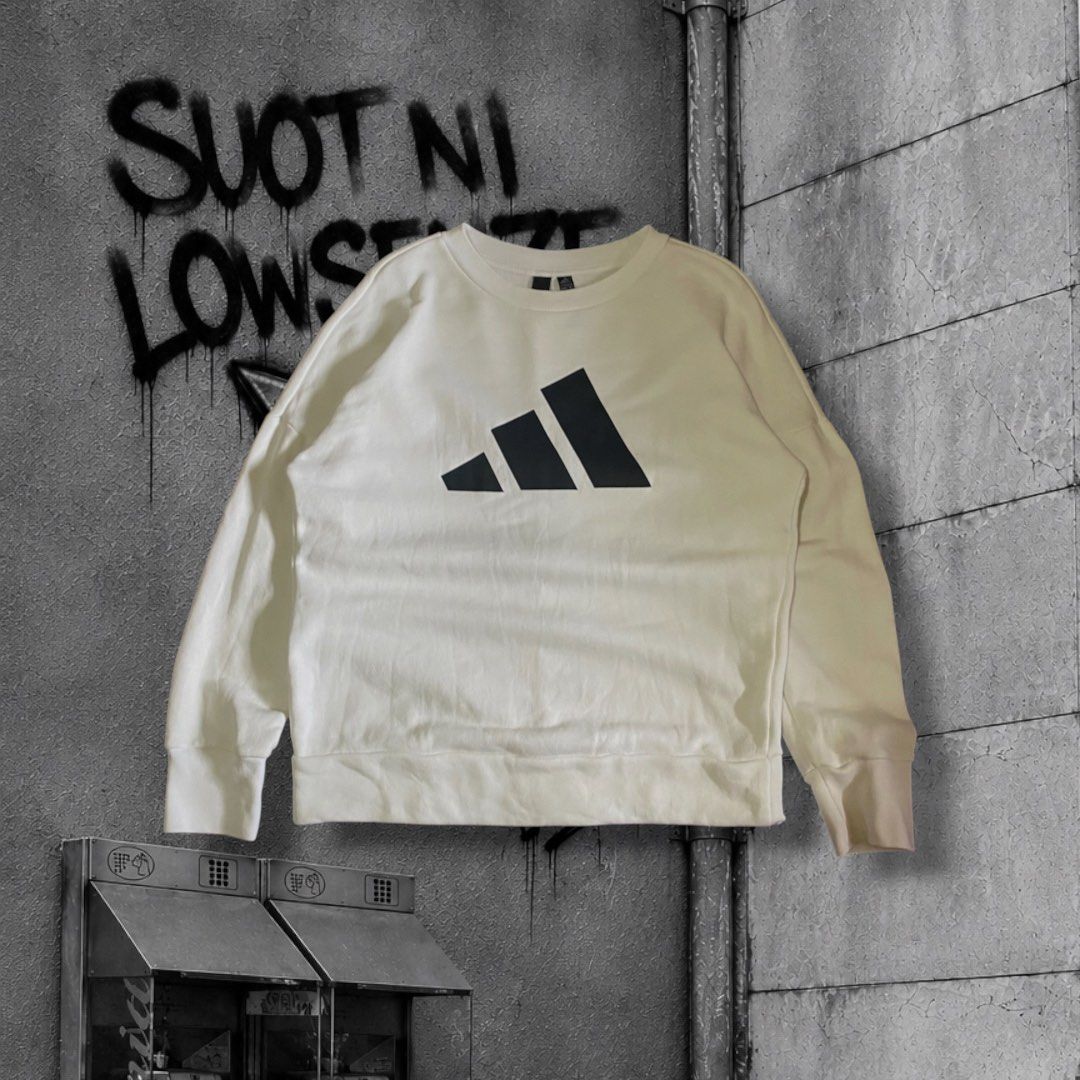 ADIDAS NEW RELEASED (Category: Longsleeves) located in Cavite. Submitted by suotnilowsenze (Listing ID 1464255155, Image 1). Description: ADIDAS NEW RELEASED Width: 22 Length: 25 (MEDIUM) Color rate: 9.5/10 Issue: Need wash Excellent Condition ₱299 + 125 SHIPPING FEE.