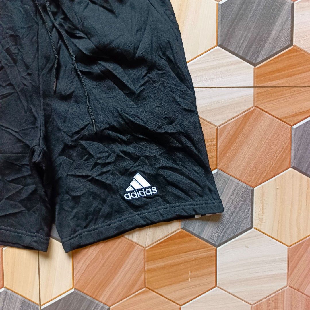 Adidas Running Shorts (Category: Shorts) located in Maramag. Submitted by thrifty777 (Listing ID 1464332914, Image 3). Description: Adidas Brand New Condition Location Maramag Bukidnon.
