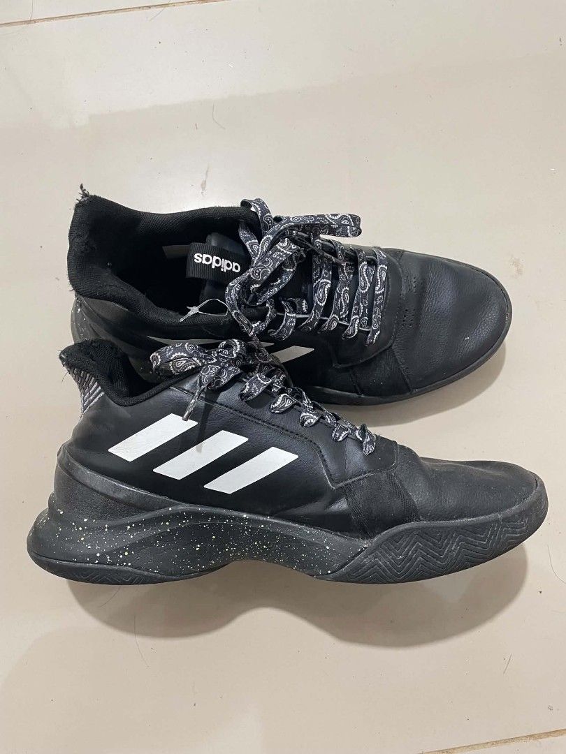 Adidas RunTheGame Leather (Category: Casual Shoes) located in Manila. Submitted by lfq.vault (Listing ID 1464285692, Image 2). Description: Free shipping.