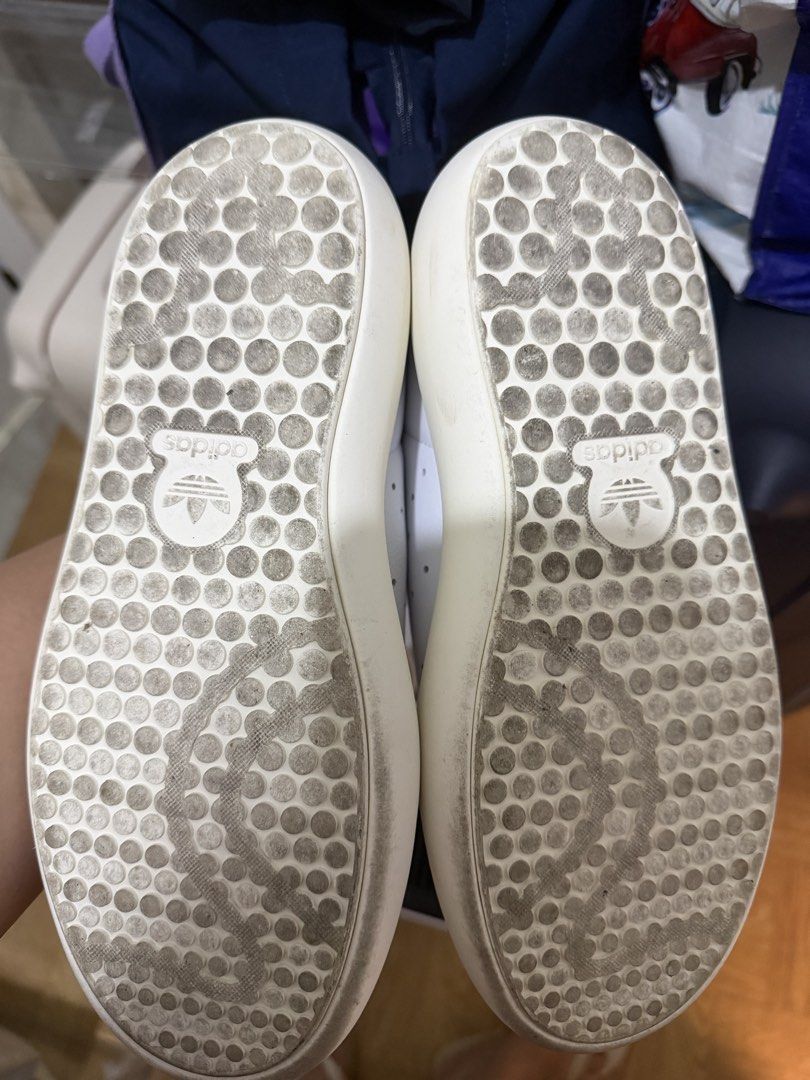 Adidas Stan Smith Sneakers | Original | UK 6 | White (Category: Sneakers) located in Mandaluyong City. Submitted by click2buy.ph1 (Listing ID 1464273677, Image 2). Description: ✨ PLEASE READ BEFORE PURCHASING✨ ✔️ 100% ORIGINAL / AUTHENTIC ITEM ✔️ Actual item photos posted — what you see is what you’ll receive ✔️ Condition: Used only once or twice ✔️ Issue: None — still in excellent, like-new condition ✔️ Reason for Selling: Not being used anymore
