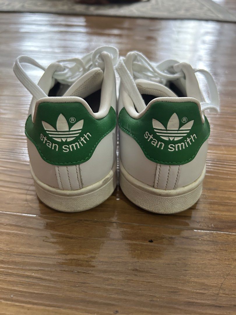 Adidas Stan Smith White Green Leather Sneakers (Category: Sneakers) located in Paranaque City. Submitted by shopneutralsandhues (Listing ID 1464169102, Image 2). Description: - Classic Adidas Stan Smith sneakers - White leather with iconic green heel tab - Perfect for everyday style - Original box included.