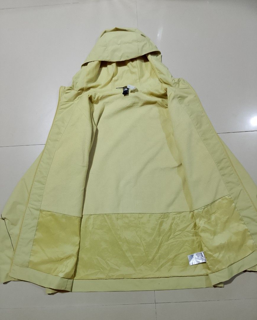 Adidas Tech Must Haves Woven Jacket (Category: Coats, Jackets and Outerwear) located in Cagayan de Oro. Submitted by bertfinds (Listing ID 1464271970, Image 3). Description: Size - XXL ON TAG WIDE - 26 LENGTH - 30 FOR YOUR OUTDOOR ACTIVITIES BRAND NEW CONDITION NO HIDDEN FLAWS 10/10 CONDITION 10/10 COLOR RATE KULANG NALANG HANGTAG MGA BOSS FREE SHIP AUTHENTIC SCANNABLE QR Can ship nationwide via JNT Location: Cagayan De Oro City, Mindanao.