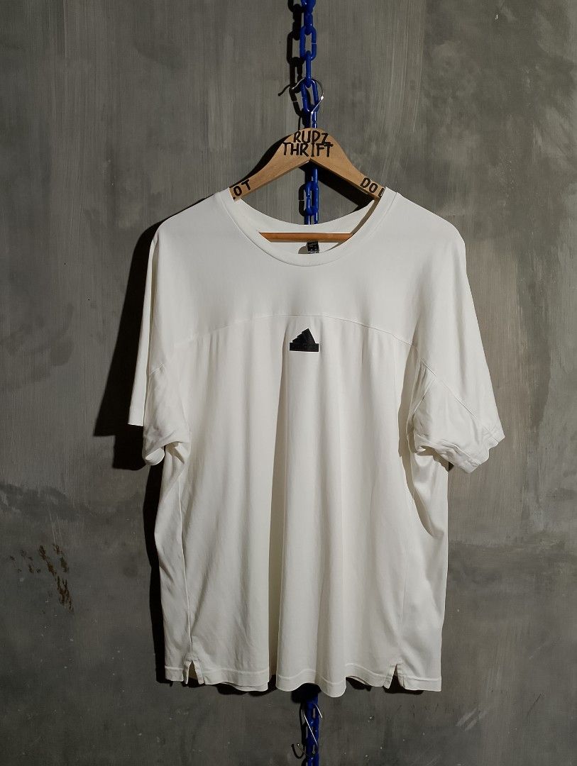 ADIDAS TSHIRT 25X30 (Category: Tshirts & Polo Shirts ) located in Sorsogon. Submitted by rudzthrift360 (Listing ID 1464244756, Image 2). Description: .
