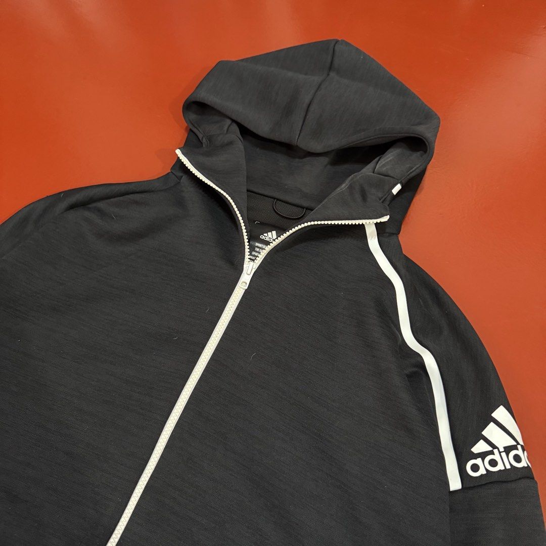 ADIDAS ZNE HOODIE (Category: Announcements) located in Pasig City. Submitted by buzzthrifty (Listing ID 1464242767, Image 1). Description: SIZE M-L 22x27 EXCELLENT CONDITION .