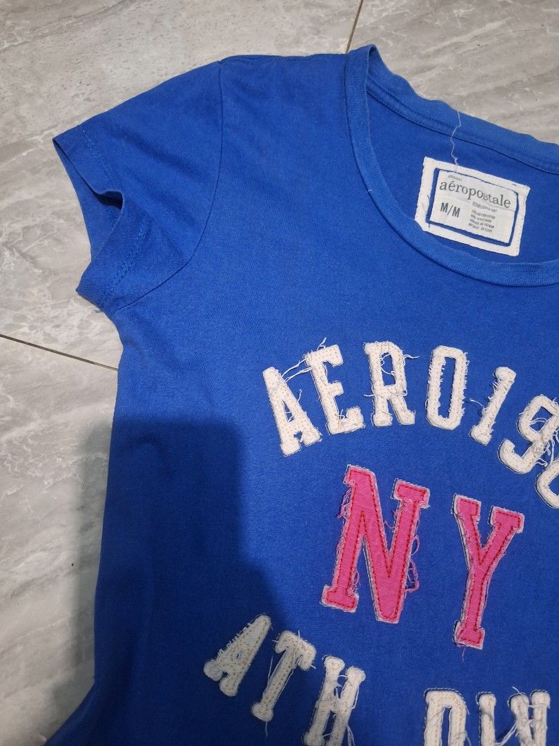 Aerpostale tops - Y2k tops - Size M (Category: Blouses) located in Palayan City. Submitted by erae_lf (Listing ID 1464313539, Image 2). Description: Aeropostale tops Y2k tops No issue Excellent condition Baby blue color Size M Width: 17.5" Length: 26" Dm Location: Palayan City Nueva Ecija.