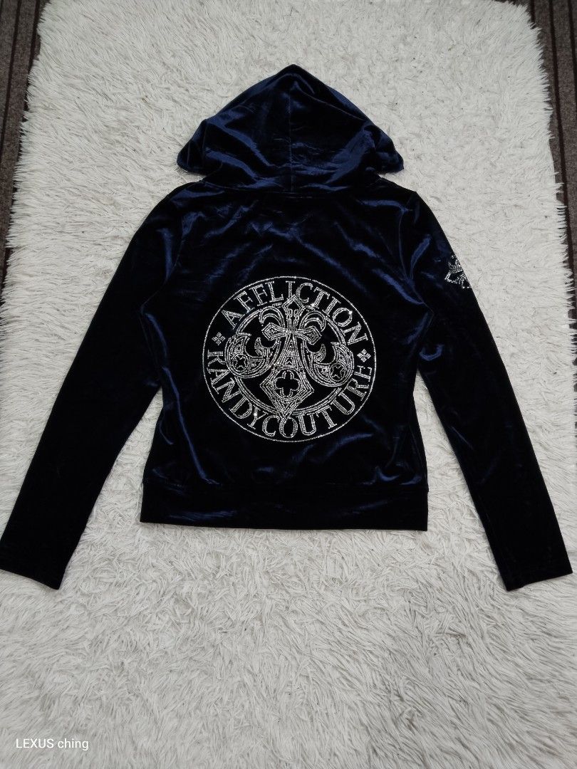 AFFLICTION KANDYCOUTUTE beaded side and back zipup velour. (Category: Coats, Jackets and Outerwear) located in Manila. Submitted by lexusthrift1995 (Listing ID 1464176856, Image 1). Description: Size- SMALL Dimension- 17x21 no tag and washtag good condition ‼️200.pesos plus shipping fee 💸MODE OF PAYMENT- GCASH payment first 🚛MODE OF DELIVERY- J&T or LALAMOVE 📍LOCATION- NORTH CALOOCAN CAMARIN BRGY.177 1705 SUNFLOWER STREET. 🗒Note: Please manag