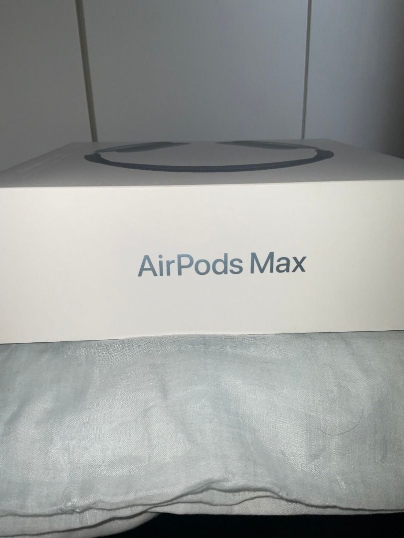 AIRPODS MAX 2 WITH SMART CASE (SEALED) (Category: Headphones & Headsets) located in Manila. Submitted by 2025.gadgetspot (Listing ID 1464233000, Image 2). Description: FS/ LFB : AIRPODS MAX 2 WITH SMART CASE (SEALED) orig price: 549$ (34,289) selling for: 25k - FIXED PRICE - FROM APPLE US - C: BLUE can do shipping/meetups 📍QC PM IF INTERESTED.