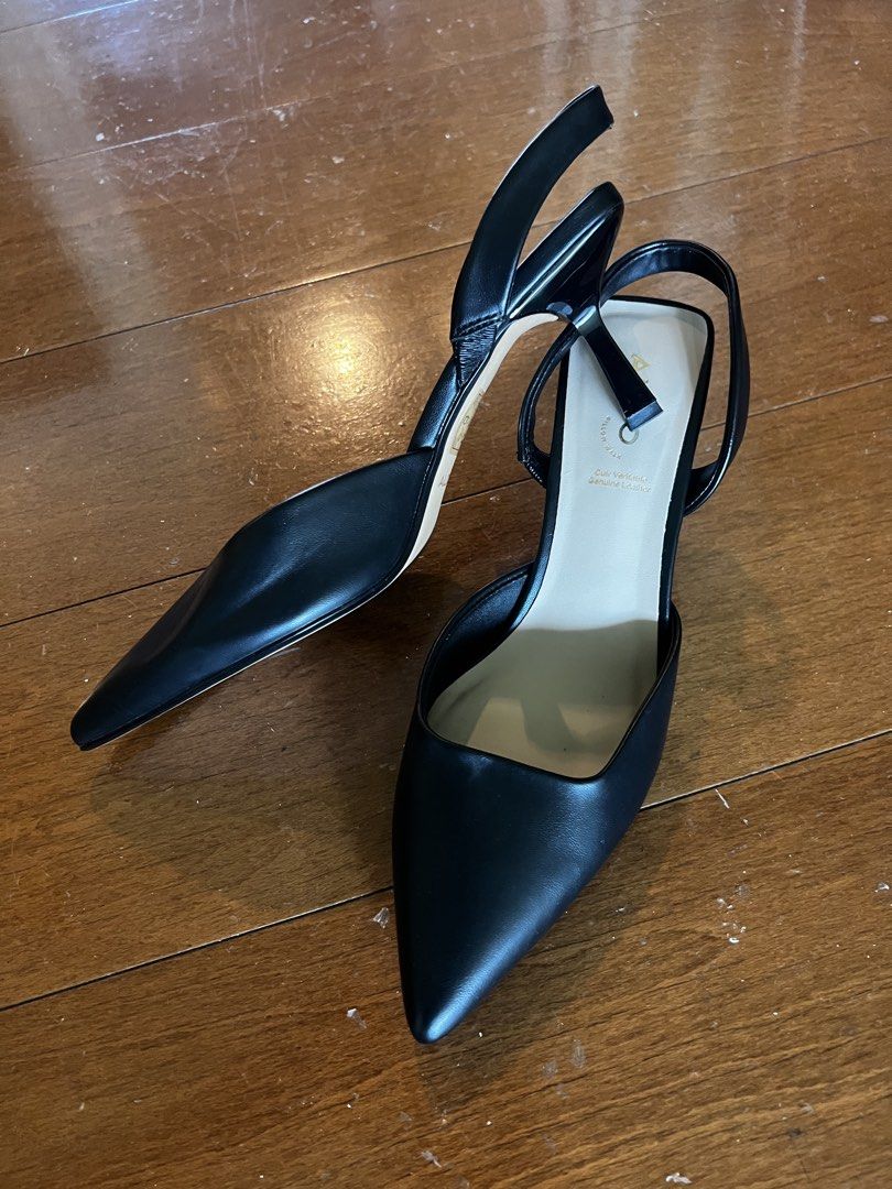 ALDO Black Slingback Pointed Toe Heels (Category: Heels) located in Taguig. Submitted by bb188 (Listing ID 1464163960, Image 3). Description: Aldo bought for 5k. Only used once, as you can see the heel is in tact no signs of usage. - Brand: ALDO - Style: Black slingback heels - Design: Pointed toe - Features: Elasticated slingback strap for secure fit - Versatility: Great for dressing up or down.