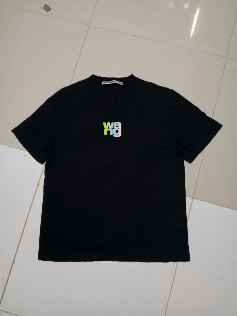 Alexander Wang (Category: Tshirts & Polo Shirts ) located in Davao. Submitted by redickace1984 (Listing ID 1464292652, Image 1). Description: as new dimes 21x28 color rate 10 no issues.