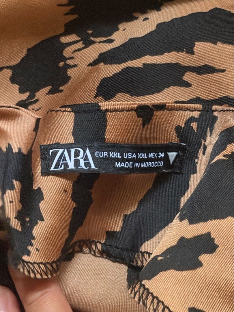 animal print dress (Category: Dresses) located in Daraga. Submitted by littlemissdeclutter.wtme (Listing ID 1464215954, Image 3). Description: - used twice only - animal print - with slit - bodycon like dress but flowy at the bottom - pm me for ww - can fit up to M - criss cross at the back.