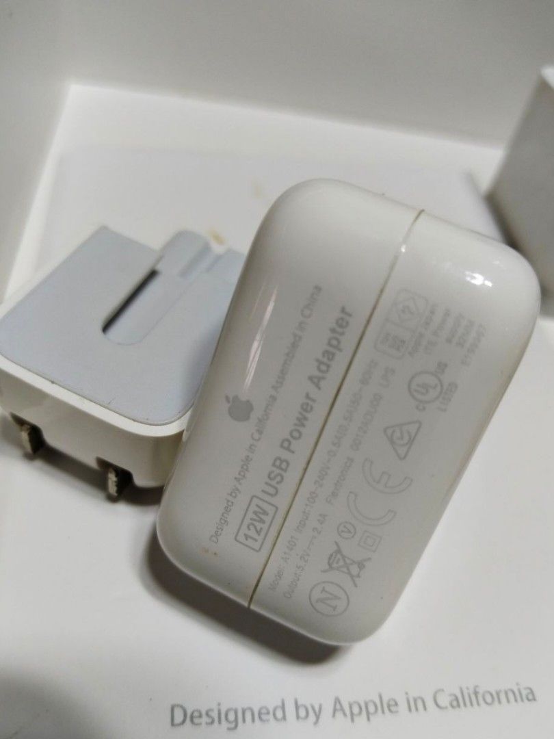 Apple Adapters Accessories (Category: Cables & Adaptors) located in Pasig City. Submitted by babylove2003 (Listing ID 1464218562, Image 3). Description: .