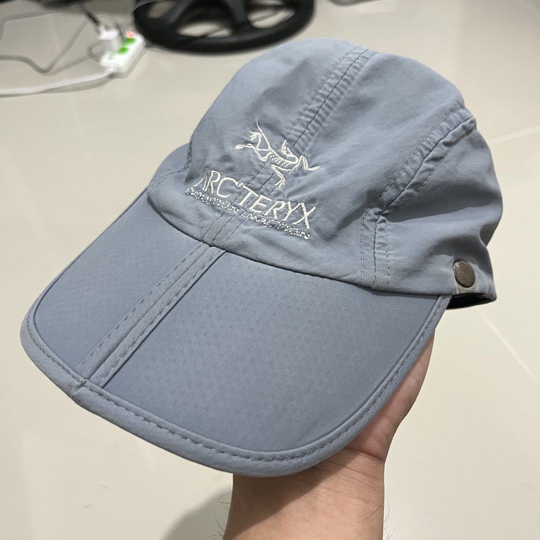 Arc'teryx Cap Hat Blue (Category: Caps & Hats) located in San Fernando. Submitted by cyrelregal27910 (Listing ID 1464246475, Image 1). Description: - Arc'teryx Cap - Color: Light Blue - Adjustable strap for a custom fit - Perfect for outdoor adventures or everyday casual wear.