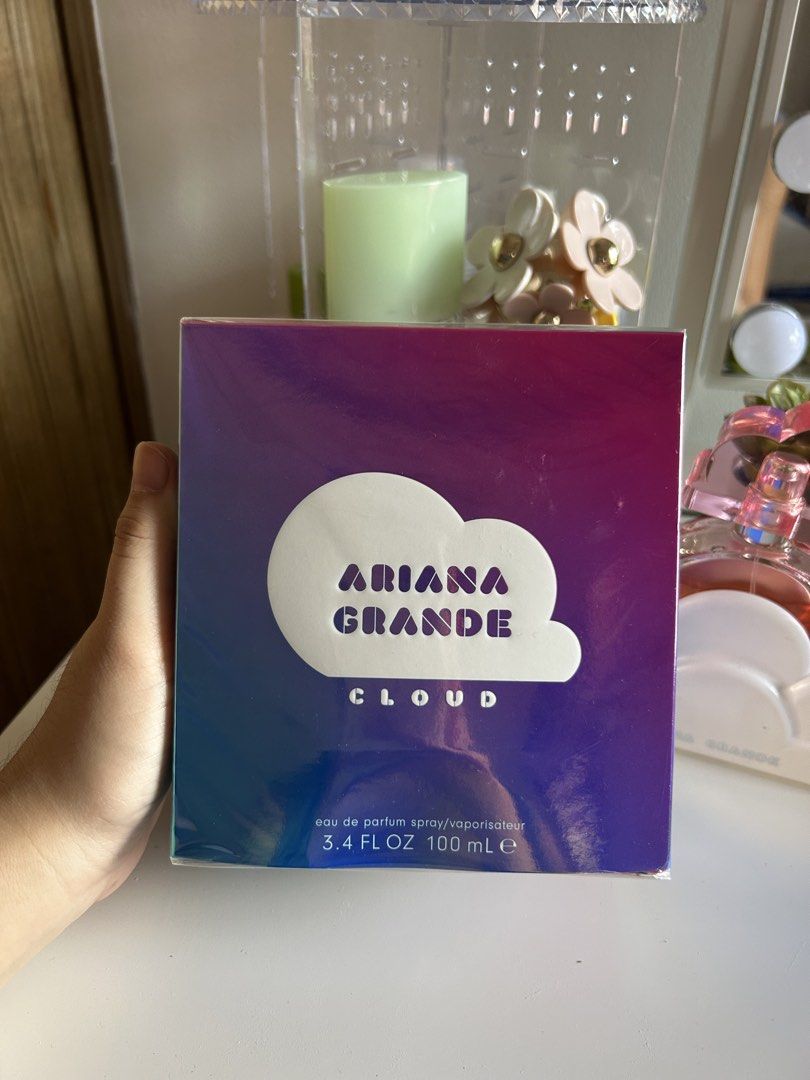 Ariana Grande Cloud (Blue) (Category: Fragrance & Deodorants) located in Paranaque City. Submitted by simplylizzy (Listing ID 1464156169, Image 2). Description: 100% Original Bought in Australia Rfs: Extra as seen in the background, i already have the pink one 🙂 Location: BF Homes, Paranaque 🛵 J&T or Lalamove 💸 GCash or Bank Transfer.