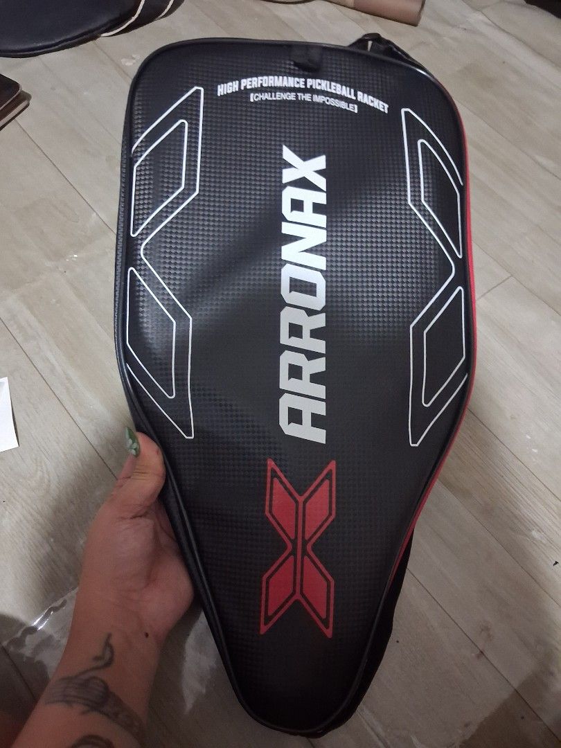 Arronax pickleball set (Category: Racket and Ball Sports) located in Manila. Submitted by avril_09 (Listing ID 1464137815, Image 2). Description: brand new arronax pickleball set.