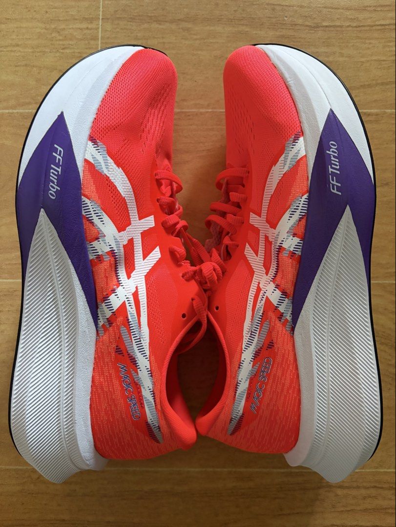 Asics Magic Speed 4 - US 11 / UK 10 Men’s (Category: Sneakers) located in Quezon City. Submitted by cat_man_dudu (Listing ID 1464219553, Image 3). Description: Used only to try indoors, never used in a run. Flash Red/White colorway. No tags, no box. RFS: Bought these before I discovered Superblast so I never used them. Meet up in Gateway on most days or on Ayala Car-free Sundays.