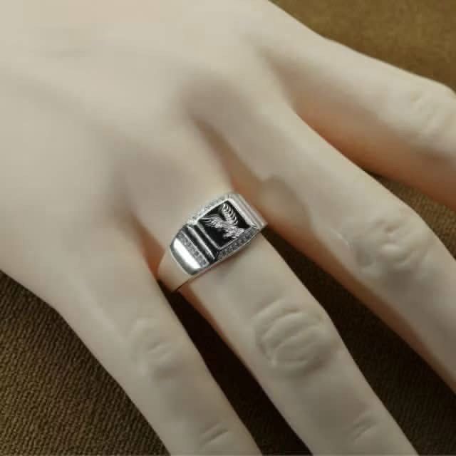 Authentic 92.5 Sterling Silver Eagle Men Rings (Same Day Delivery) (Category: Jewelry) located in Manila. Submitted by pulzerasjewelry (Listing ID 1464231107, Image 1). Description: 100% Authentic 925 Silver Authentic Sterling Silver made in Italy ✔️Authentic 92.5 Sterling Silver ✔️Authentic Silver ✔️Zirconian Stone ✔️Made in Italy •Same day delivery for Metro Manila via Lalamove/Grab🛵 •LBC Shipment for Provinces area •Tiktok Checkout option •Sh