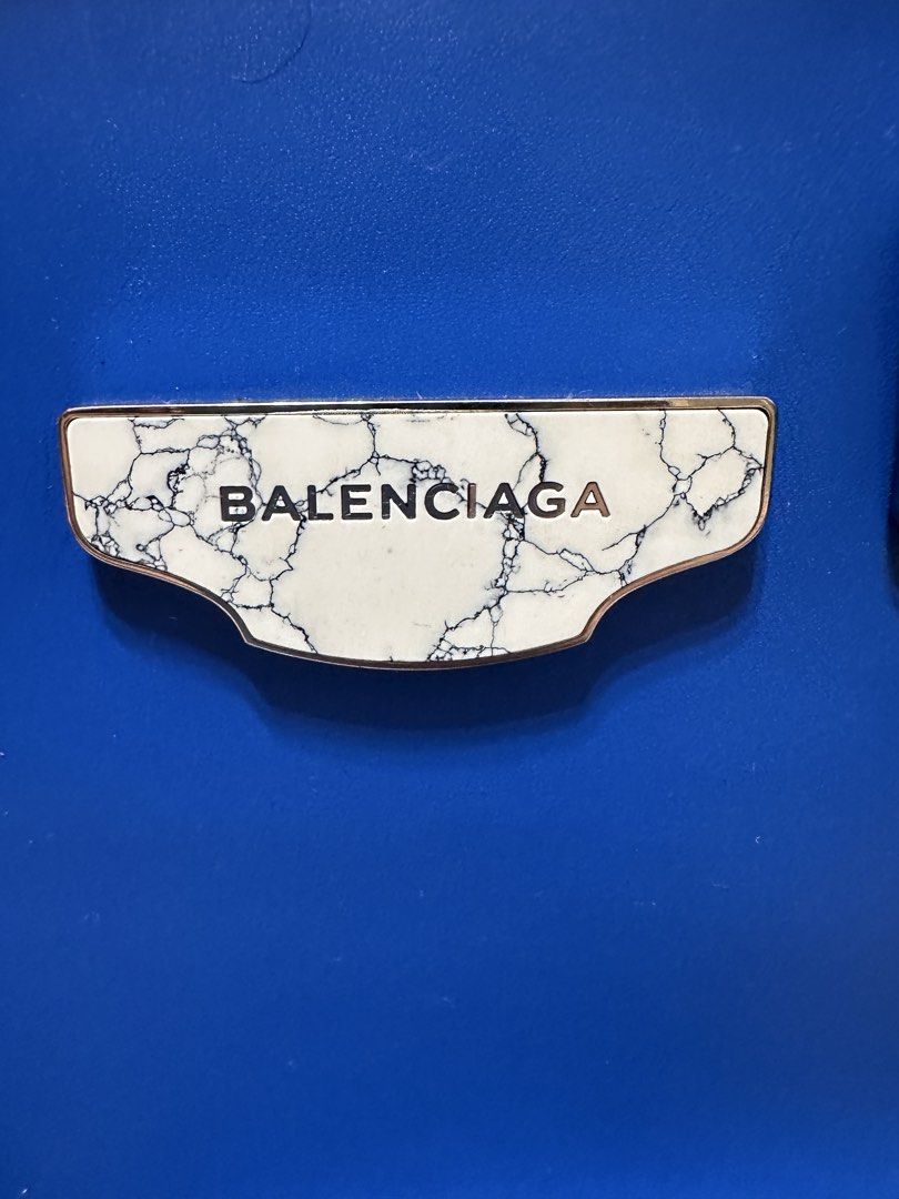 Authentic Balenciaga Padlock Marble (Category: Luxury Bags & Wallets) located in Las Pinas. Submitted by marshmallowmax (Listing ID 1464215895, Image 3). Description: Guaranteed Authentic! Slightly used! Still looks new! Comes with dustbag and paperbag Med size: L-13 x H-8”.