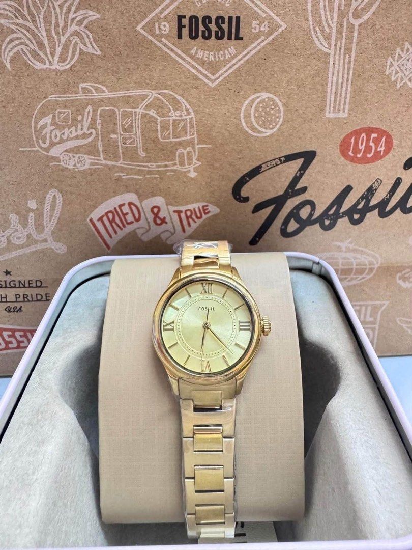 🇺🇸AUTHENTIC FOSSIL WATCH🇺🇸 (Category: Women's Watches) located in Manila. Submitted by rmcs.luxwatches (Listing ID 1464219714, Image 2). Description: .