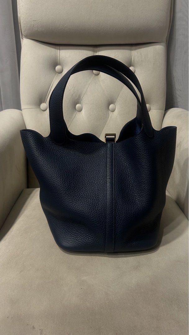 Authentic Hermes Picotin (Category: Luxury Bags & Wallets) located in Marikina City. Submitted by luxxxxiiess (Listing ID 1464322653, Image 2). Description: Authentic guaranteed 💯 with dust bag complete set.