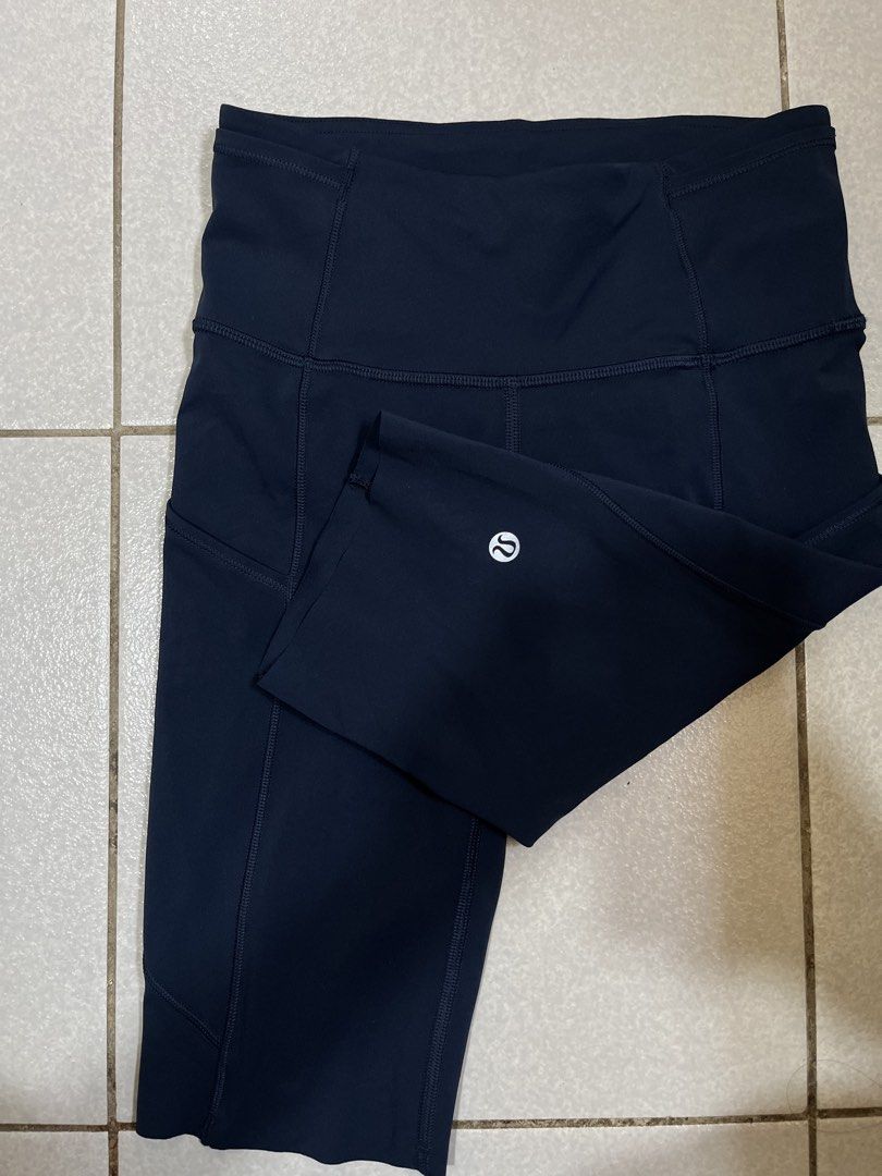 Authentic Lululemon Navy Blue Capri Pants (Category: Babies & Kids Fashion) located in Taguig. Submitted by madeasoncloset (Listing ID 1464179223, Image 3). Description: My Daughter's preloved Bought in Lululemon Canada Size 8-9 Worn Once Masikip na sa daughter ko.