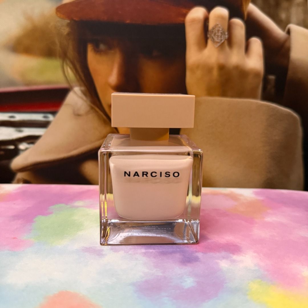 Authentic Narciso Rodriguez Eau de Parfum Poudree 50ml (Category: Fragrance & Deodorants) located in Mandaluyong City. Submitted by jldlnd (Listing ID 1464250969, Image 2). Description: Narciso Rodriguez Eau de Parfum Poudree - 50ml bottle - Original box included - Purchased from Dubai duty free - RFS: decluttering before moving I am a perfume collector and all perfumes on this page are either purchased abroad or from the mall. ❗️Lowballers will 