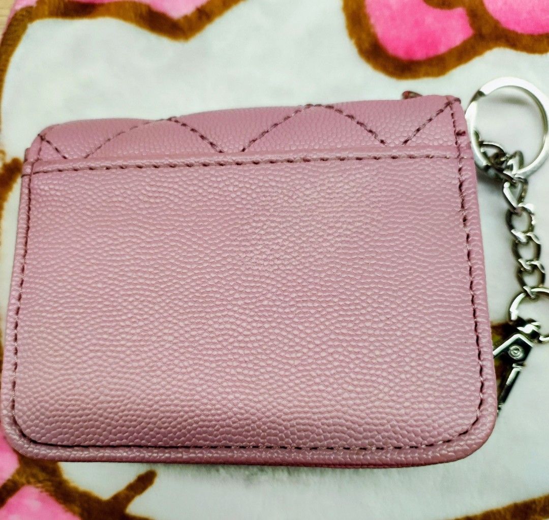 Authentic Steve Madden Short Wallet (Category: Wallets & Card holders) located in General Trias. Submitted by dexieshop (Listing ID 1464161228, Image 3). Description: *Authentic Steve Madden Short Wallet *Color: Purple pink * Bought US *Payment via Gcash, No COD *Delivery via J&T, Grab or Lalamove *Shipping Fee c/o Buyer.