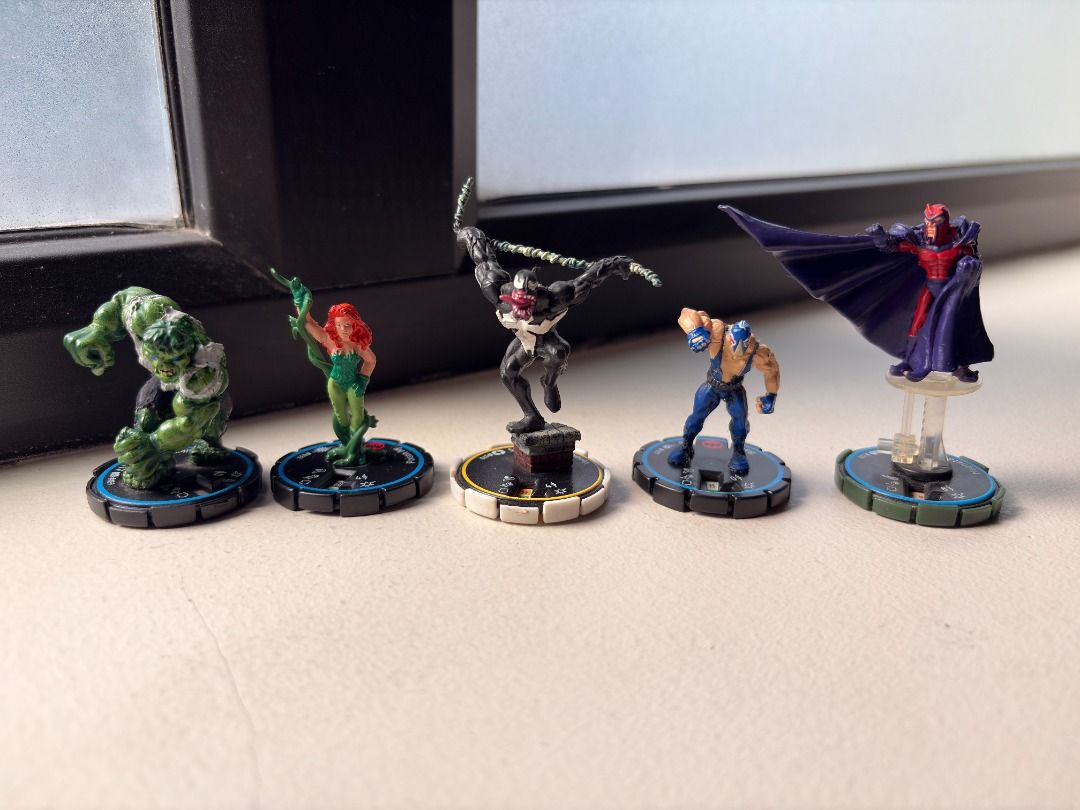Authentic Vintage 2002 HeroClix Figures (Marvel & DC) figure only (Category: Figurines & Statues) located in Quezon City. Submitted by seanshobbycorner (Listing ID 1464209991, Image 2). Description: Marvel Figures: Venom (Unique / White Ring) – ₱220 Iron Man (Classic Flying / Smoke Base) – ₱175 Magneto (Flying / Flight Stand) – ₱175 Professor X (Wheelchair) – ₱155 Wolverine (Classic Blue & Yellow) – ₱155 Wolverine (Weapon X) – ₱130 The Incredible