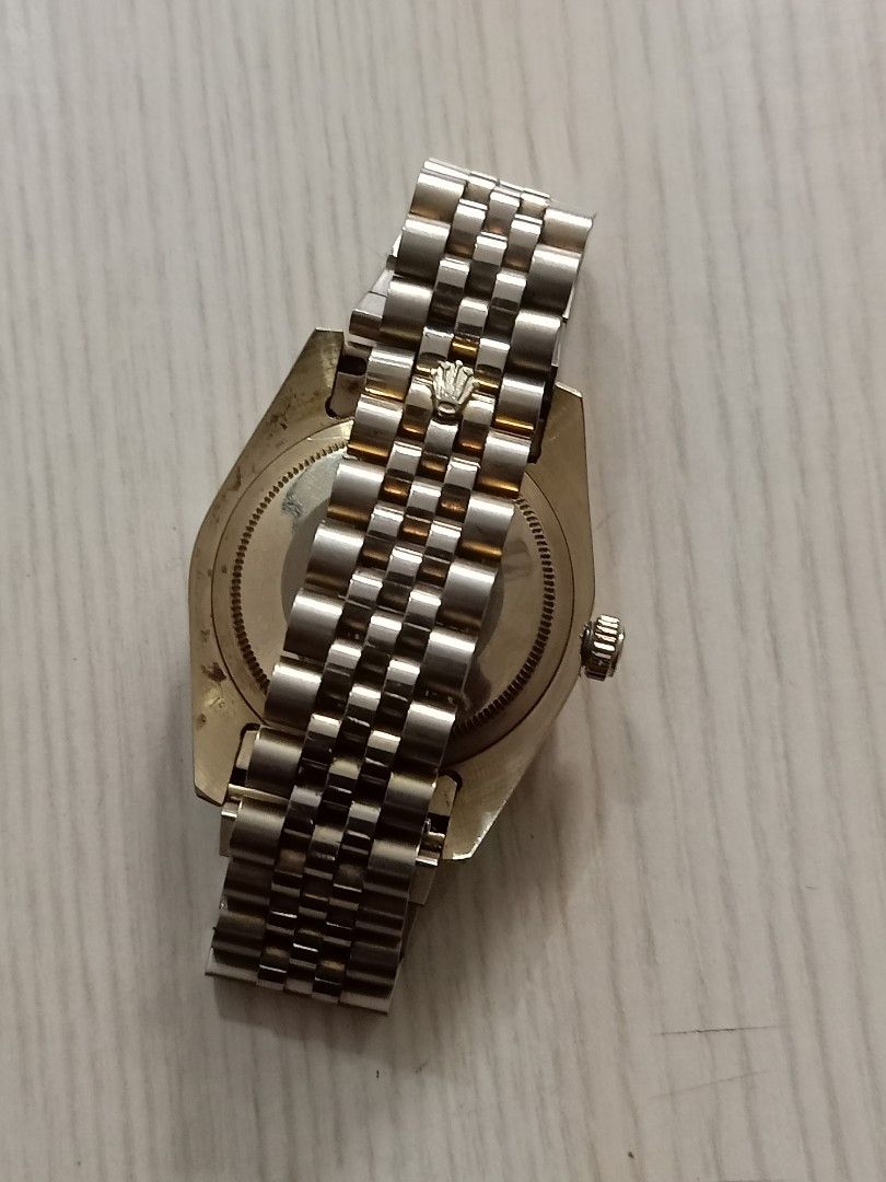 Automatic (Category: Men's Watches) located in Las Pinas. Submitted by quick_deals_great_finds2 (Listing ID 1464181166, Image 3). Description: Automatic good working 38mm medium wrist size 7 inches.