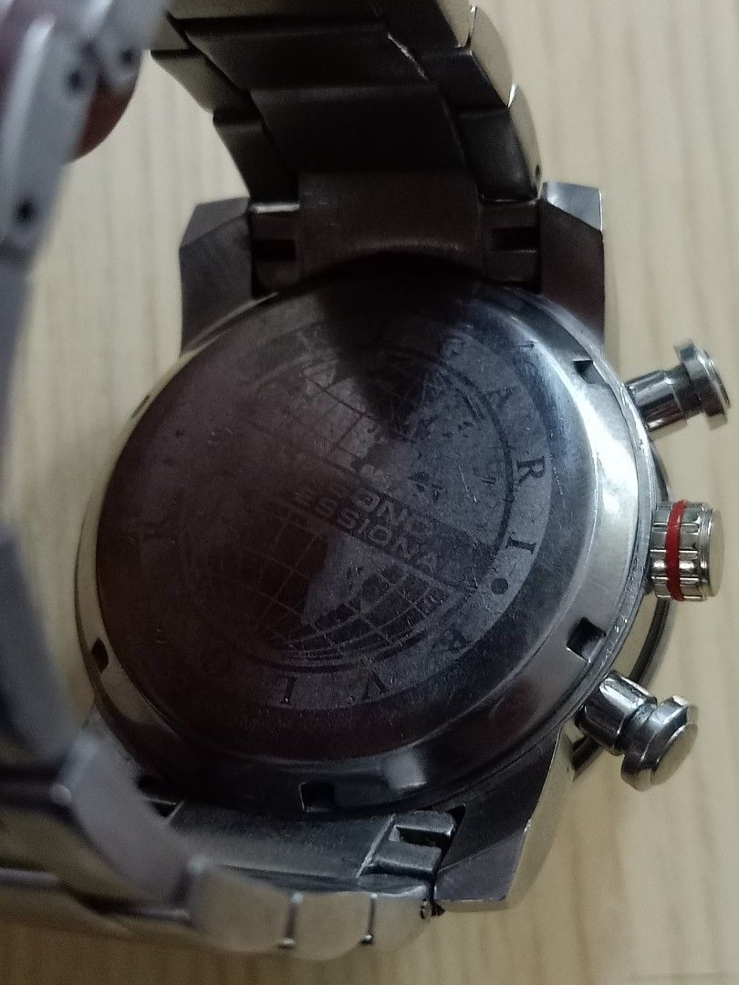 Automatic (Category: Men's Watches) located in Las Pinas. Submitted by quick_deals_great_finds2 (Listing ID 1464184549, Image 3). Description: Automatic big size 45mm wrist 7 inches Good working condition.