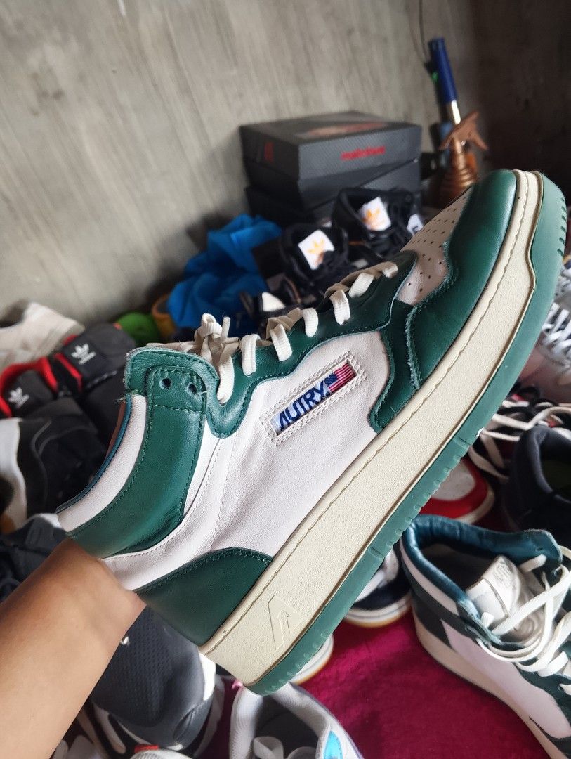 Autry medalist shoes (Category: Shoe inserts) located in Batangas. Submitted by mightypenguin-764c23 (Listing ID 1464200451, Image 1). Description: .