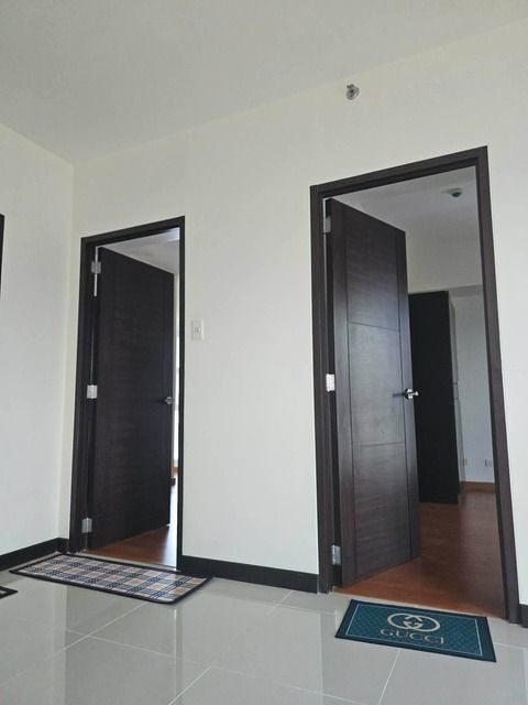 Axis Residences 51sqm 2br (Category: Apartments & Condos) located in Caloocan City. Submitted by propertyhu26686 (Listing ID 1464241667, Image 2). Description: Axis Residences 2BR unit in mandaluyong for rent For rent: Newly Turned over for 1st tenant ◾2BR Brand New Bare Unit 51 sqm at Axis Residences ◾2 Toilet and Bath ◾2 Wardrobes ◾34K/month inclusive of condo dues ◾1 month advance, 2 months deposit, PDCS ◾1 year minimum contract ◾Tower B-27th 