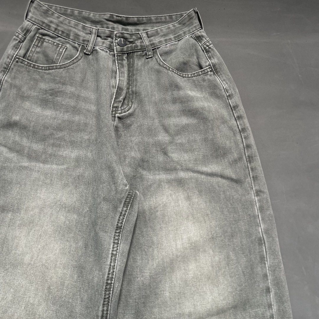 BAGGY PANTS (Category: Jeans) located in Liloan. Submitted by retro_ken_finds (Listing ID 1464152215, Image 2). Description: 🔻Details🔻 BAGGY PANTS (5) 📐𝐌𝐞𝐚𝐬𝐮𝐫𝐞𝐦𝐞𝐧𝐭 ( 𝒊𝒏 𝒊𝒏𝒄𝒉𝒆𝒔 ) ᴡᴀɪꜱᴛ: 29 | ʟᴇɴɢᴛʜ: 40.5 ᴛʜɪɢʜ: 12.5 | ʜᴇᴍ: 10 • ᴄᴏɴᴅɪᴛɪᴏɴ: 10/10 • ᴄᴏʟᴏʀ ʀᴀᴛᴇ: 10/10 _______________________________ 🅼🅸🅽🅴: 500 _______________________________ ⚠️ 𝑷𝒂𝒚𝒎𝒆𝒏𝒕 𝒇𝒊𝒓𝒔𝒕 /𝑵𝒐 𝑪𝑶𝑫 /+𝑺𝒉𝒊𝒑𝒑𝒊𝒏𝒈 ⚠️ 𝑵𝒐 𝒅𝒆𝒍𝒆𝒕𝒊𝒏𝒈 