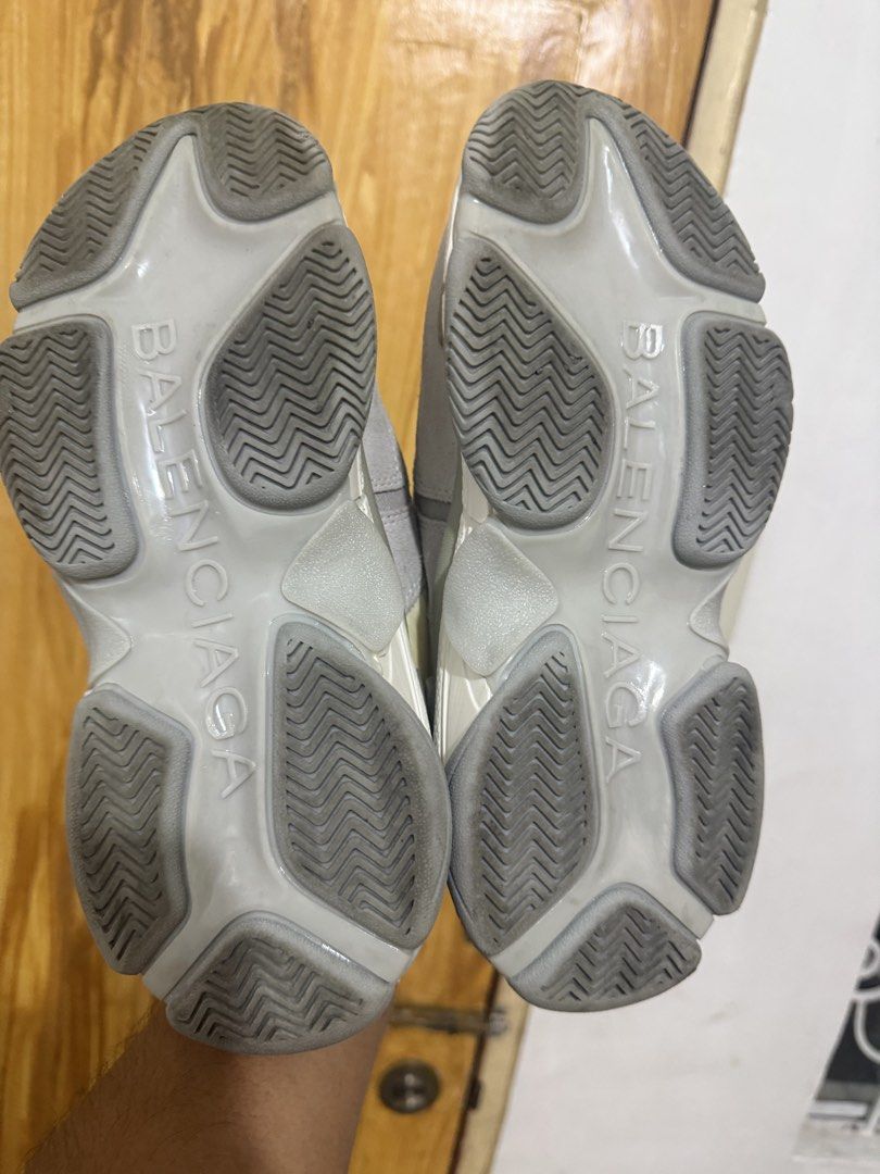 Balenciaga (Category: Sneakers & Footwear) located in Maramag. Submitted by thriftshoesapparatus (Listing ID 1464138401, Image 3). Description: .