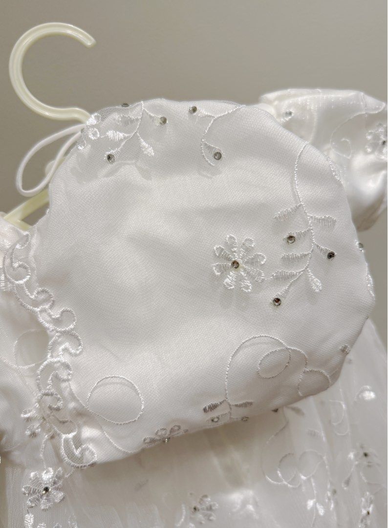 Baptismal Gown and Shoes Set (Category: Babies & Kids Fashion) located in Makati City. Submitted by girlstuff101 (Listing ID 1464299463, Image 2). Description: - Elegant white christening gown - Intricate embroidery and bead details - Short puff sleeves - Matching white baby shoes.