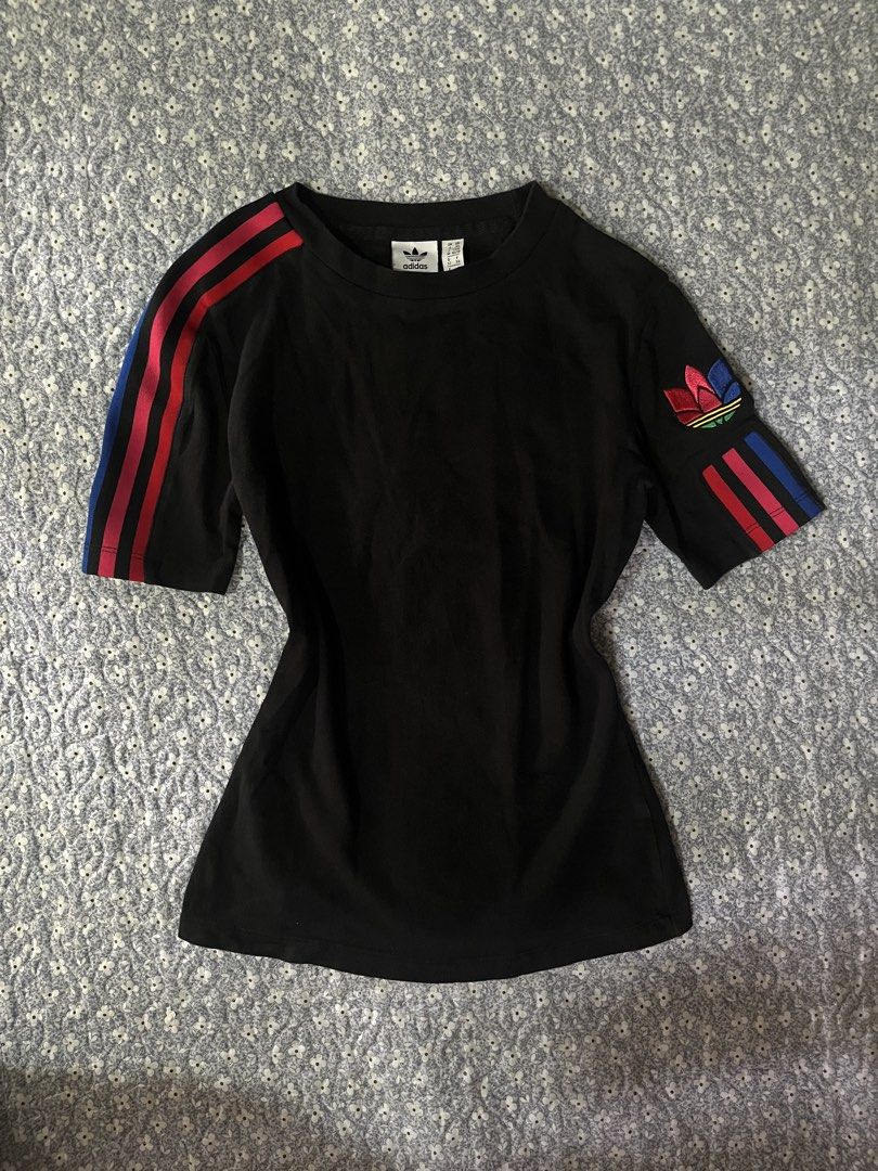 Basic top (Category: Shirts) located in Kabacan. Submitted by gdwmtine_28 (Listing ID 1464271940, Image 1). Description: .