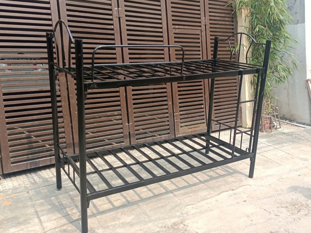 Bed double deck tubing bed❤️💓💟 (Category: Bed Frames & Mattresses) located in Manila. Submitted by swiftwhale.5a7586 (Listing ID 1464184573, Image 1). Description: DIRECT MESSAGE ME FOR MORE DETAILS ! STARTTING PRICE 750 ORDINARY FOAM MATTRESSES 💻 ACTIVE ON MESSENGER✔️ 📞(09206602624) 📞(09664191550) LEGIT ONLINE SELLER ORDERS NOW DELIVERY LATER ❤️ 📌URATEX FOAM 📌JOLLY FOAM 📌MEGA FOAM 📌 URATEX TRIFOLD MATTRESS 📌STEEL BED 📌DOUBLE DECK 📌RT