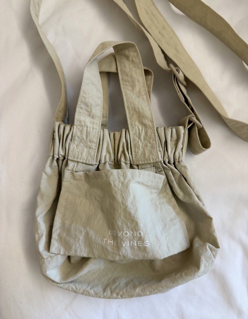 Beyond The Vines Micro Dumpling Bag (Category: Tote Bags) located in Quezon City. Submitted by tancloset6 (Listing ID 1464224406, Image 1). Description: .