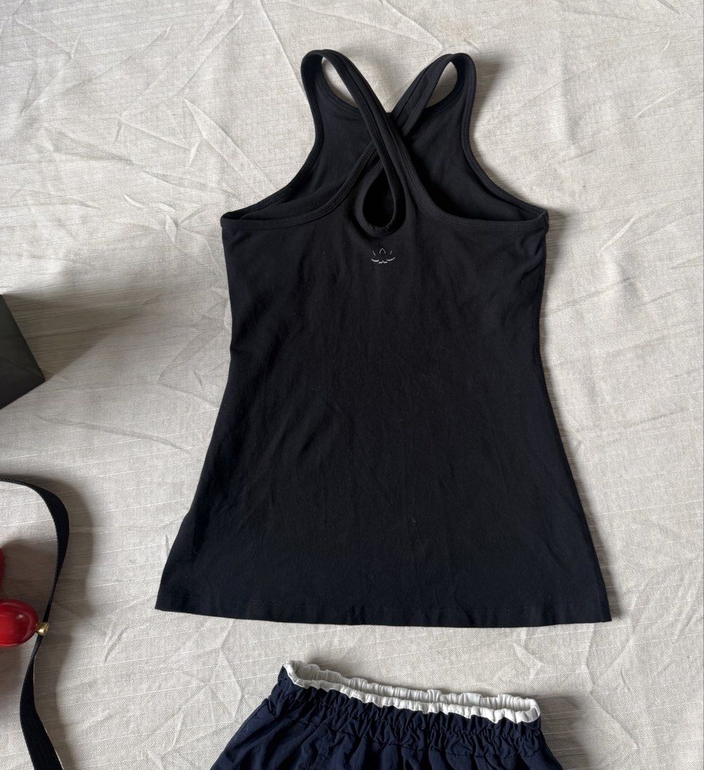 Beyondyoga top (Category: Activewear) located in Bayombong. Submitted by nica7 (Listing ID 1464190408, Image 2). Description: .