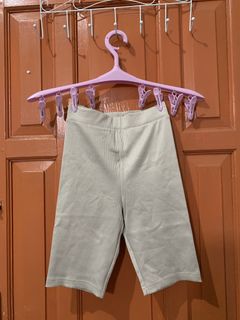 (Kategori: ) berada di . Dikirim oleh cutelilthingshere (ID iklan 1464211000, Gambar 1). Deskripsi: .