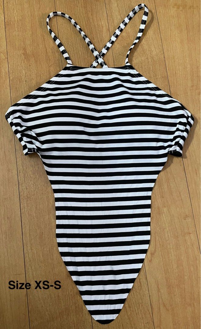 Bikini top, xs-s (Category: Bikinis & Swimsuits) located in Quezon City. Submitted by khaligurl (Listing ID 1464140920, Image 1). Description: More items on SALE‼️Check my listings. Condition: Like new • Backless striped top with pads, XS-S • Comfortable & flattering fit AS-IS basis. What you see is what you get. If any, flaws and issues will be clearly indicated in the description. Full payment (item + shipping) first policy - GCASH only. Delive