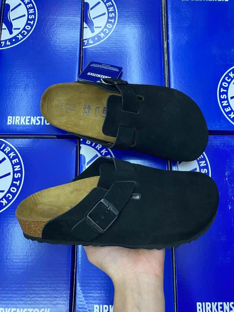 Birkenstock Boston Clogs Black (Category: Sneakers) located in Manila. Submitted by soledout_kicks (Listing ID 1464223272, Image 1). Description: BIRKENSTOCK BOSTON CLOGS Available Sizes: 👣 36 | 37 | 38 | 39 | 40 | 41 | 42 | 43 | 44 | 45 3000 only! 📸 Actual photos posted 📦 Ready stock available ✅ Wholesale & Bulk Orders Welcome (FB Group) ✅ Same-Day Delivery Available (Lalamove) ✅ Nationwide Shipping Available 📩 Message SOLED OUT KICKS for si