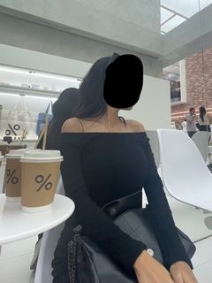 (Category: ) located in . Submitted by kyz_closet (Listing ID 1464177521, Image 1). Description: .